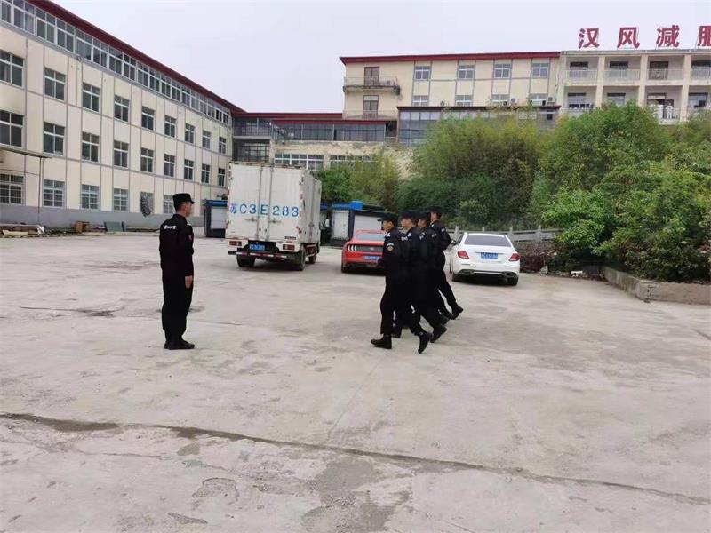 巡逻